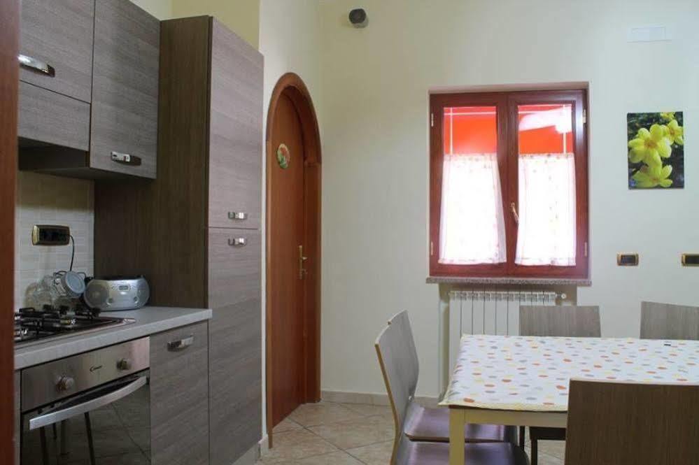 B&B Vesuvio Smiling Ercolano Exterior photo